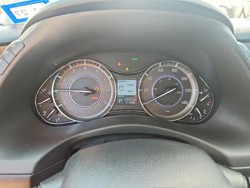 2015 INFINITI QX80 BASE  