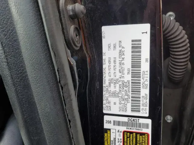 2017 TOYOTA TUNDRA CREWMAX SR5  