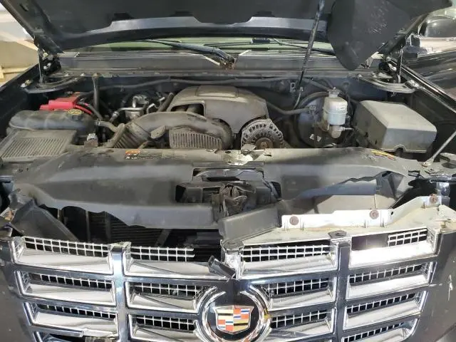 2013 CADILLAC ESCALADE ESV LUXURY  