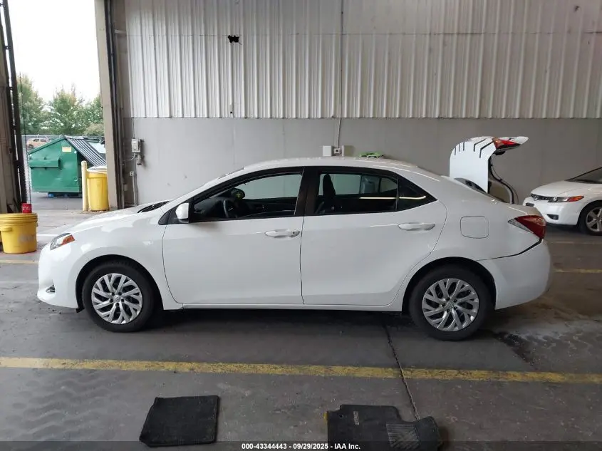 2017 TOYOTA COROLLA LE