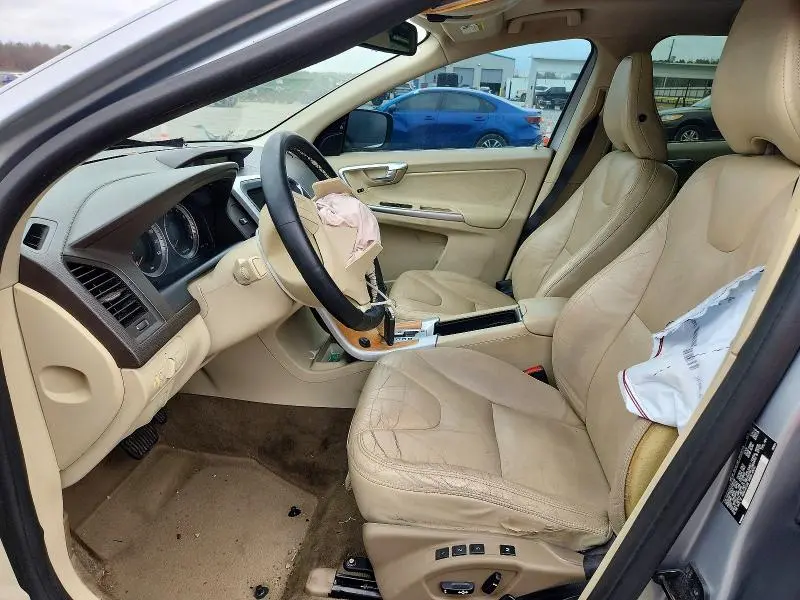 2010 VOLVO XC60 T6  