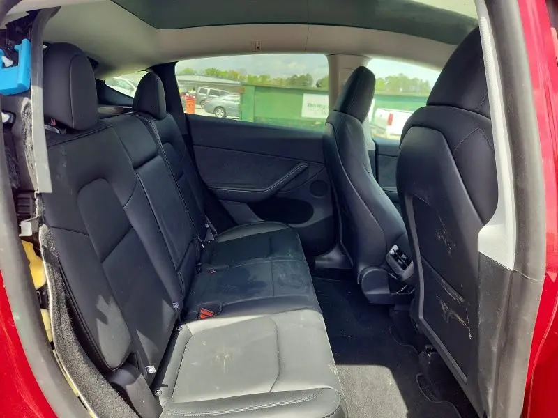 2025 TESLA MODEL Y   