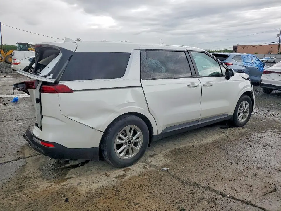 2022 KIA CARNIVAL LX  