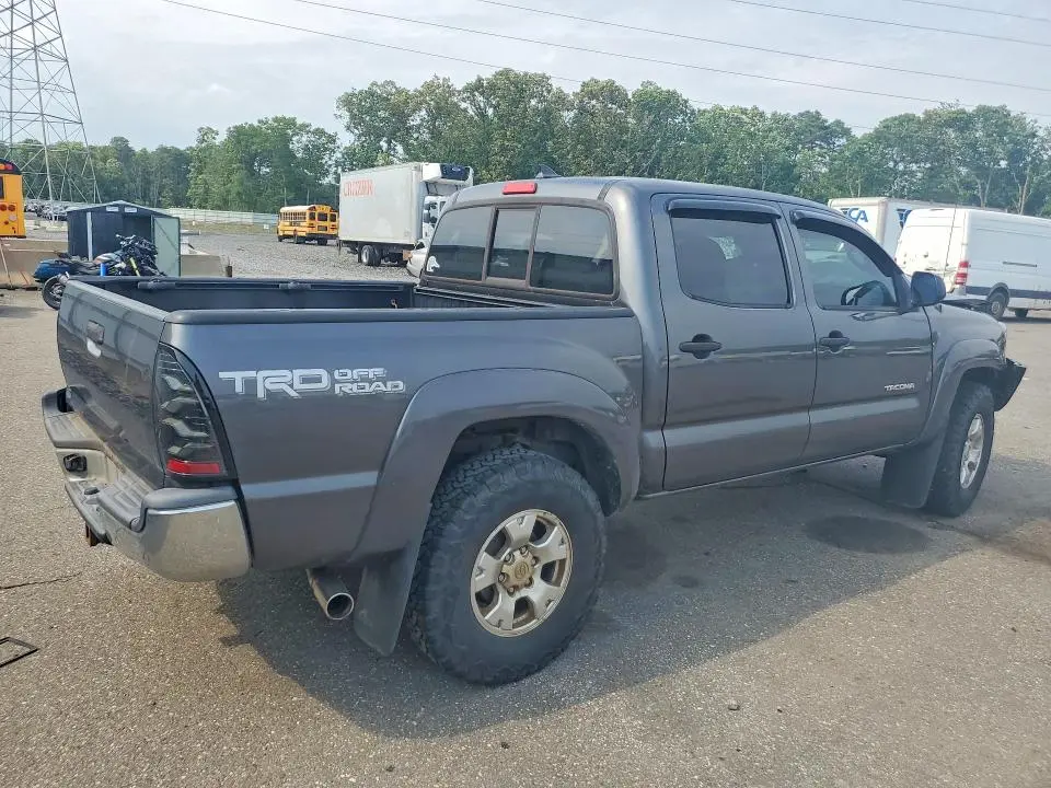 2015 TOYOTA TACOMA V6  