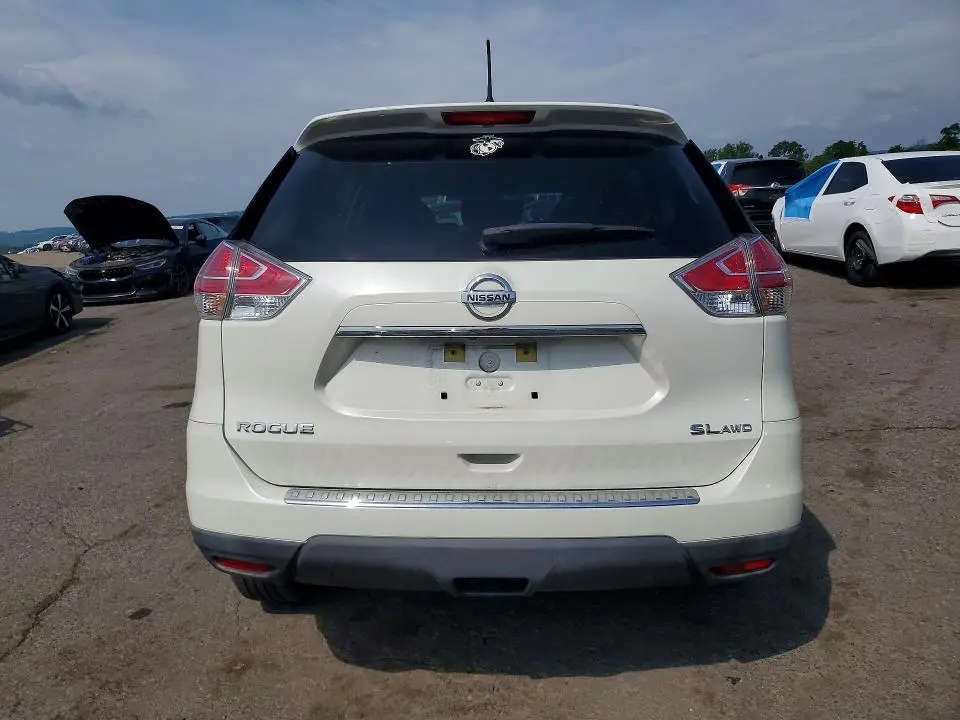 2016 NISSAN ROGUE SL  