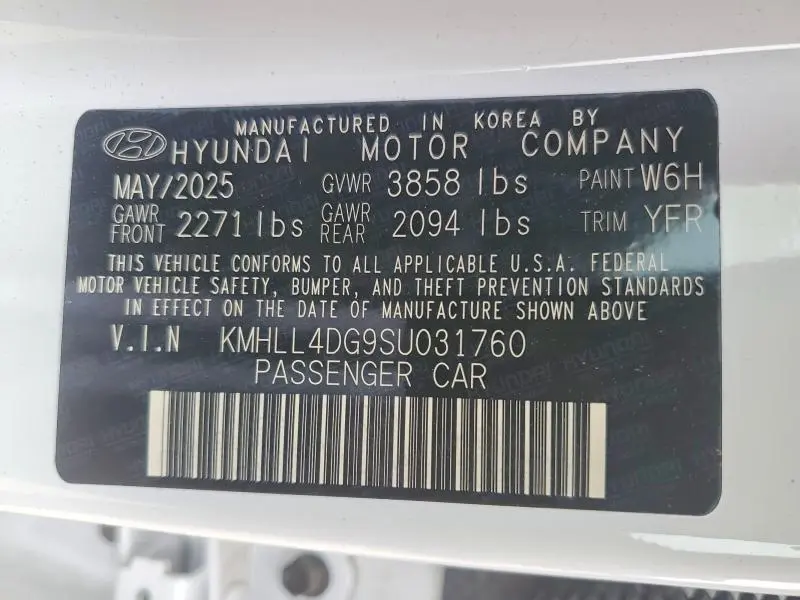2025 HYUNDAI ELANTRA SE  