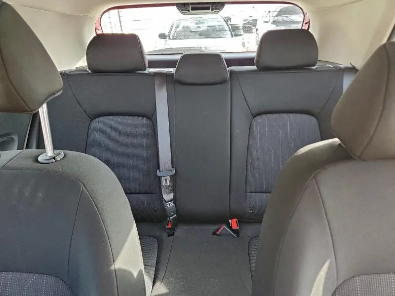 2025 HYUNDAI VENUE SE  