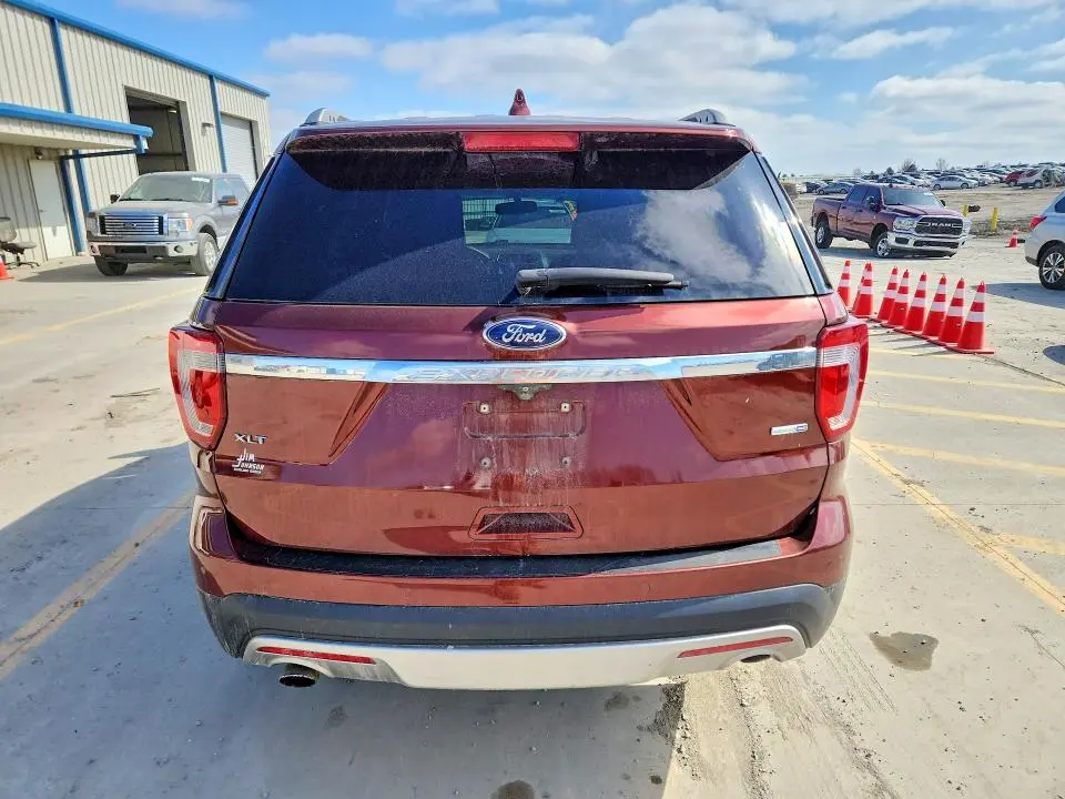 2016 FORD EXPLORER XLT  