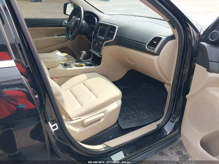 2019 JEEP GRAND CHEROKEE LAREDO E 4X4