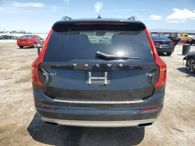 2017 VOLVO XC90 T6  