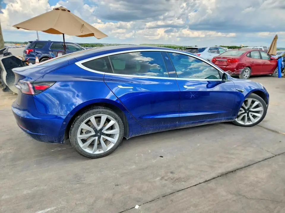 2020 TESLA MODEL 3   