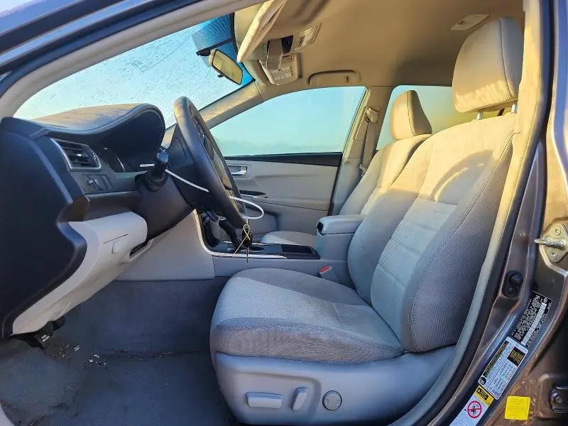 2017 TOYOTA CAMRY LE  