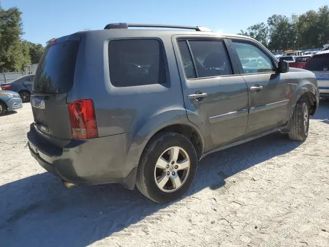 2011 HONDA PILOT EXLN  