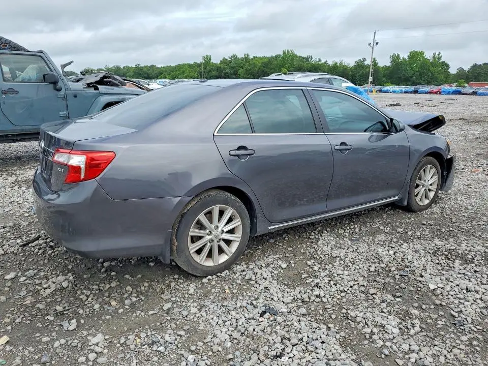 2012 TOYOTA CAMRY XLE  
