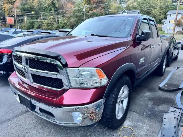 2016 RAM 1500 SLT