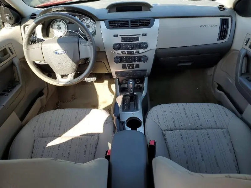 2011 FORD FOCUS SE  
