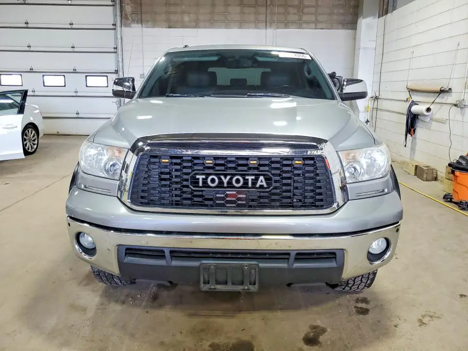 2011 TOYOTA TUNDRA CREWMAX LIMITED  