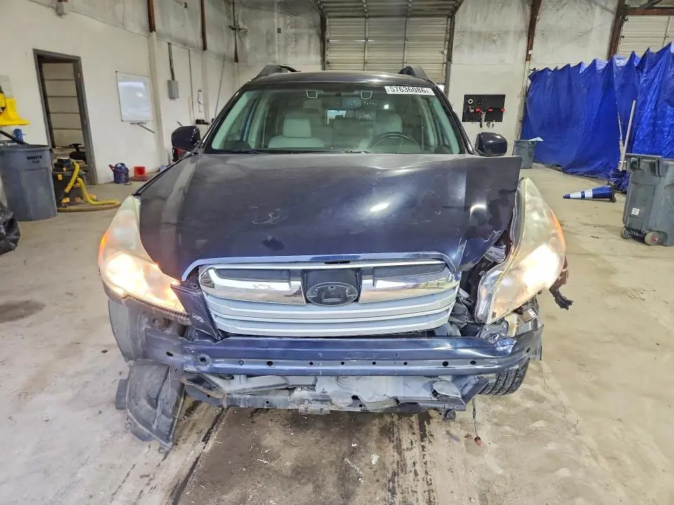 2013 SUBARU OUTBACK 2.5I LIMITED  