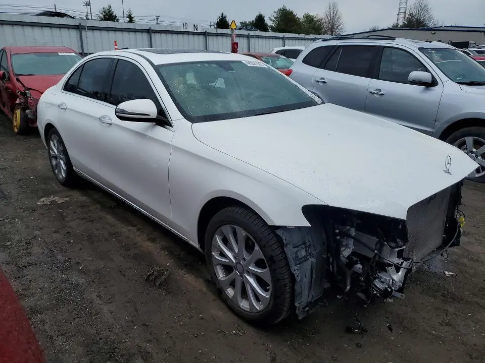 2017 MERCEDES-BENZ E 300 4MATIC  
