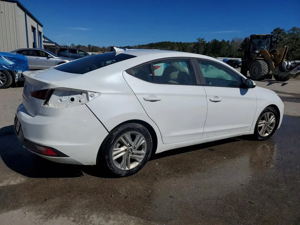 2019 HYUNDAI ELANTRA SEL  