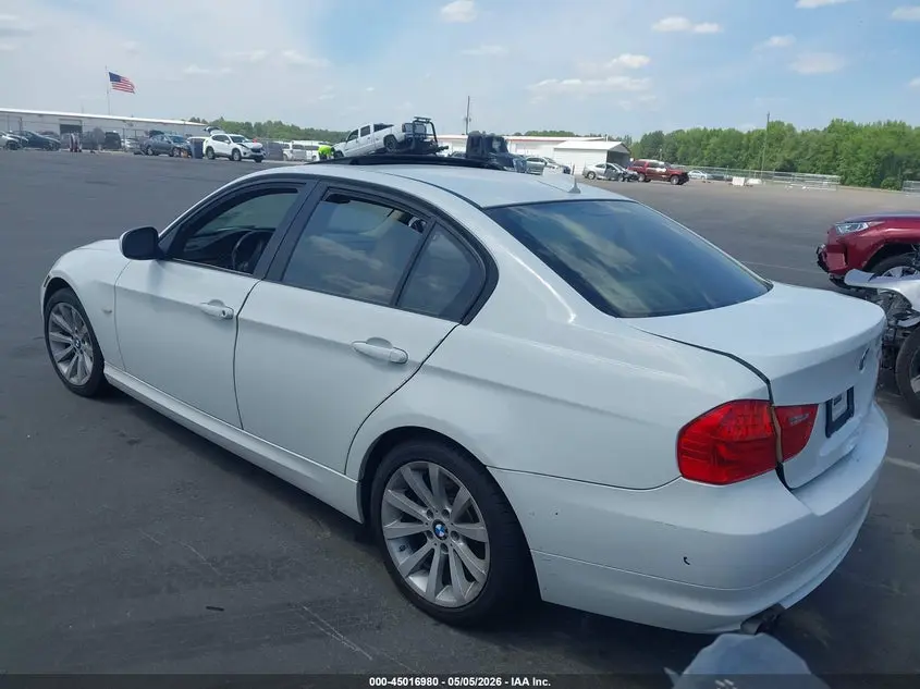 2011 BMW 328I  