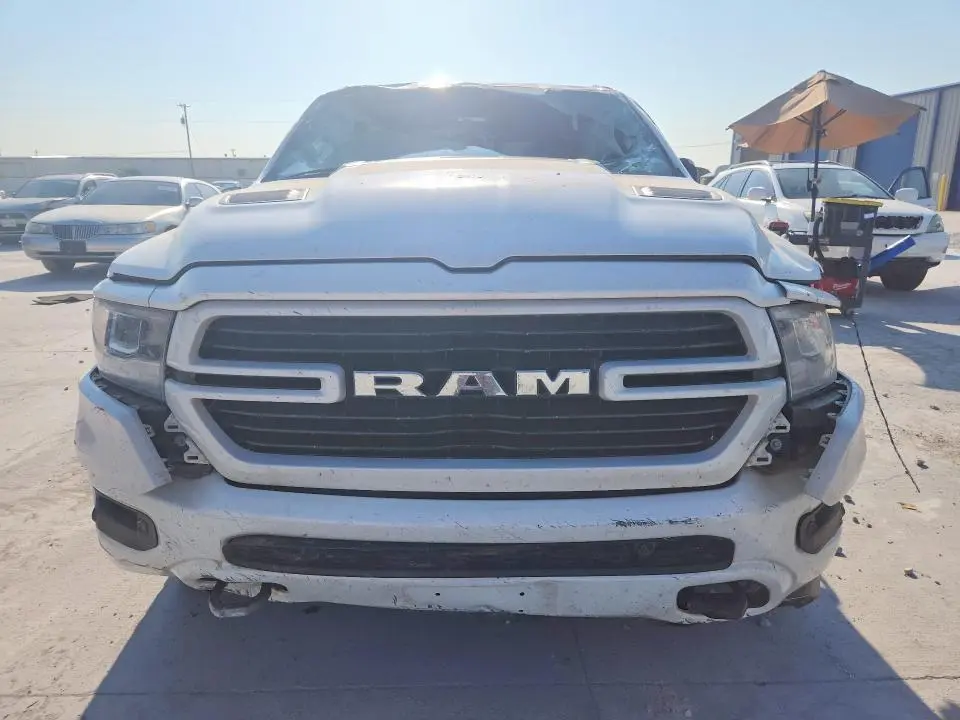 2019 RAM 1500 LARAMIE  
