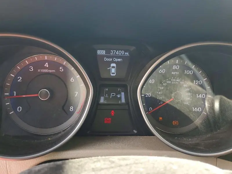 2015 HYUNDAI ELANTRA GT BASE  