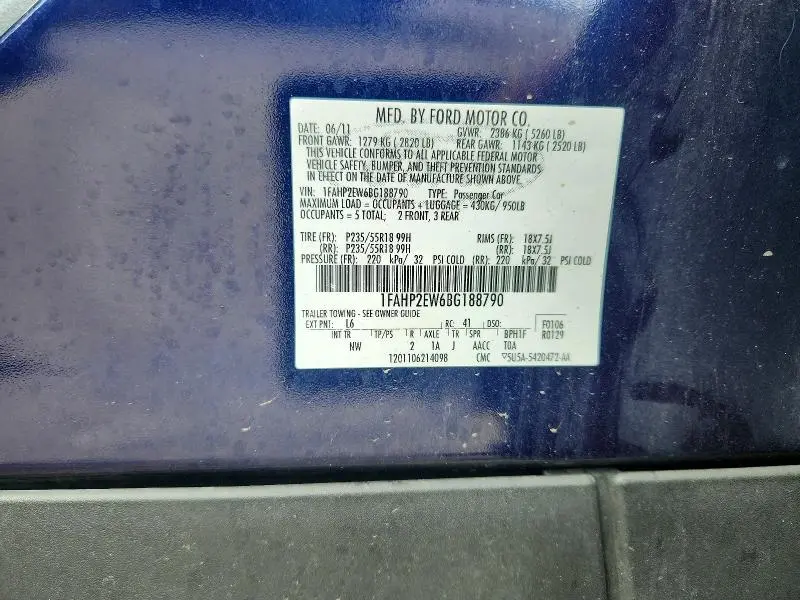 2011 FORD TAURUS SEL  
