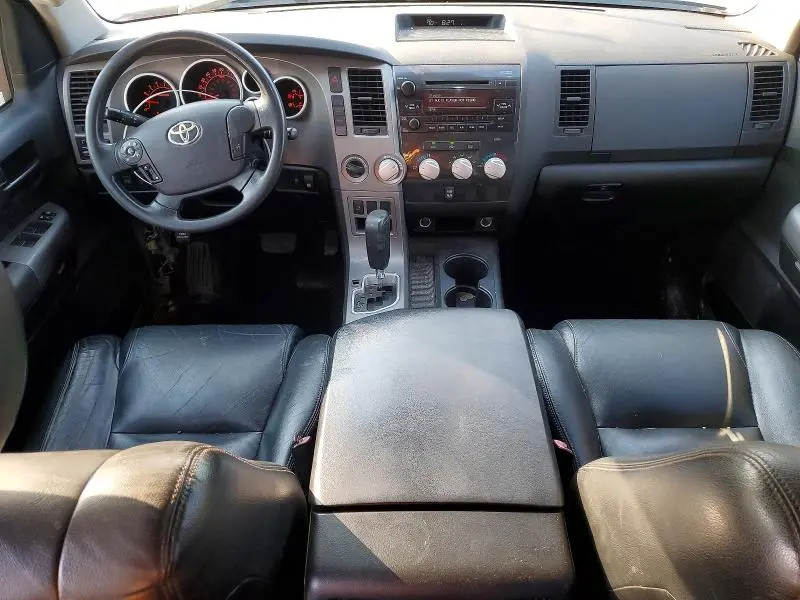 2011 TOYOTA TUNDRA CREWMAX SR5  