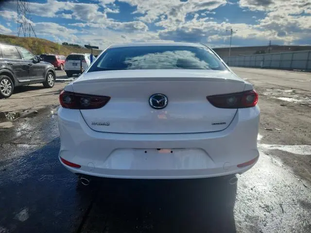 2025 MAZDA 3 PREFERRED  