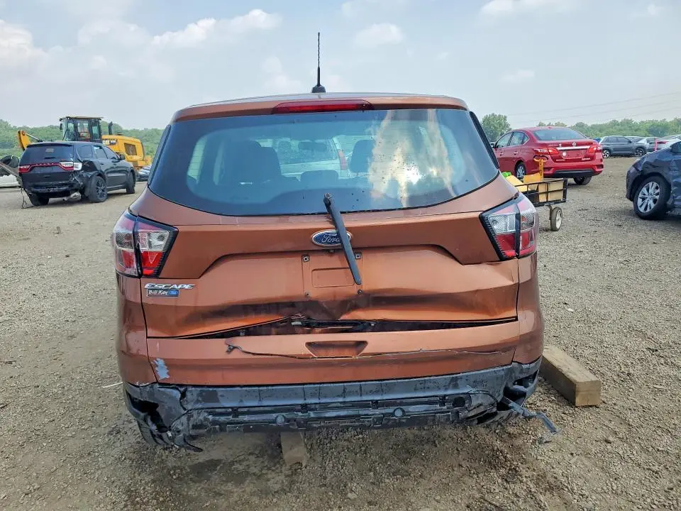 2017 FORD ESCAPE S  