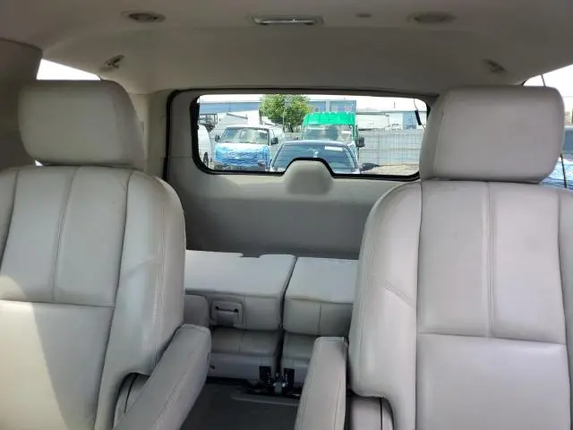 2011 CHEVROLET TAHOE K1500 LT  