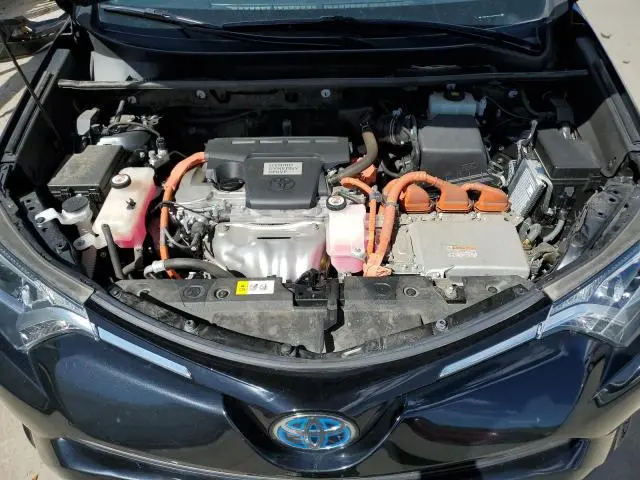 2017 TOYOTA RAV4 HV LE