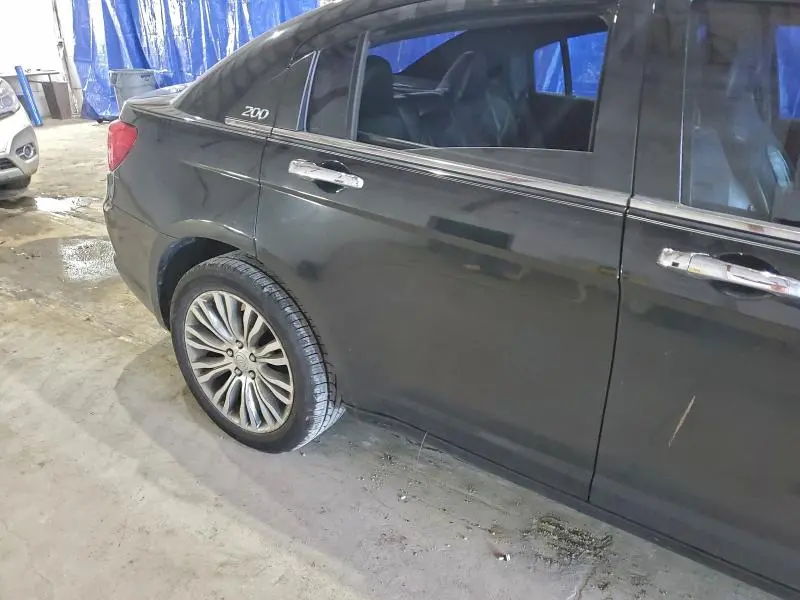 2011 CHRYSLER 200 LIMITED  