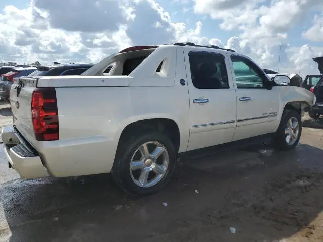 2013 CHEVROLET AVALANCHE LTZ  