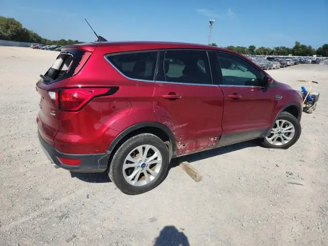 2019 FORD ESCAPE SE  