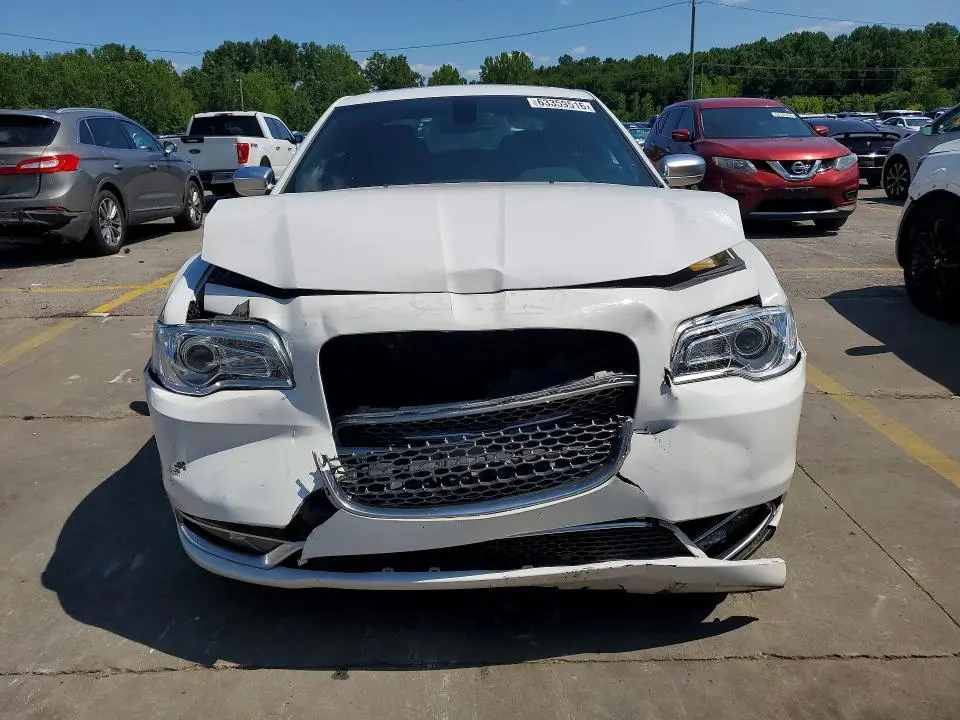2017 CHRYSLER 300C PLATINUM  