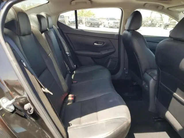 2024 NISSAN SENTRA SR  