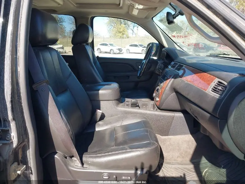 2012 CHEVROLET SUBURBAN 1500 LT