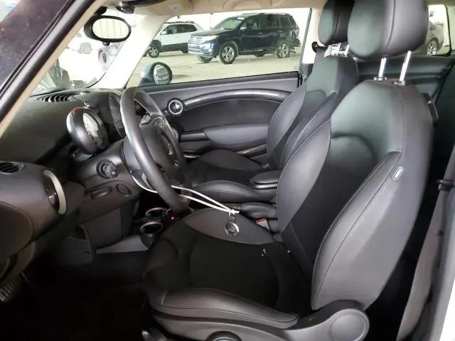 2012 MINI COOPER S