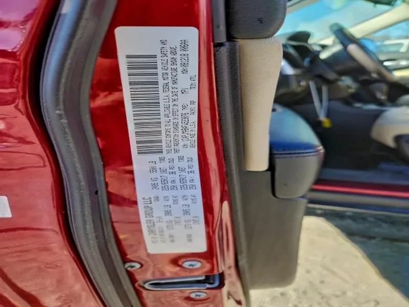 2015 JEEP CHEROKEE SPORT  