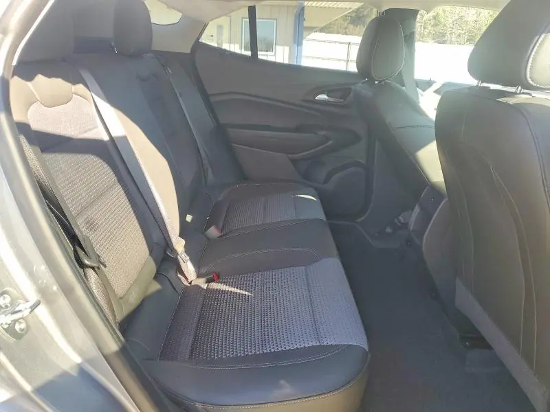 2025 CHEVROLET TRAX 1LT  