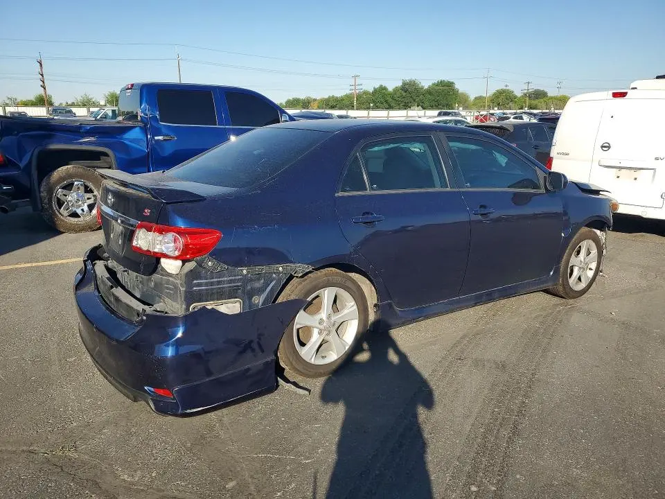 2013 TOYOTA COROLLA S  