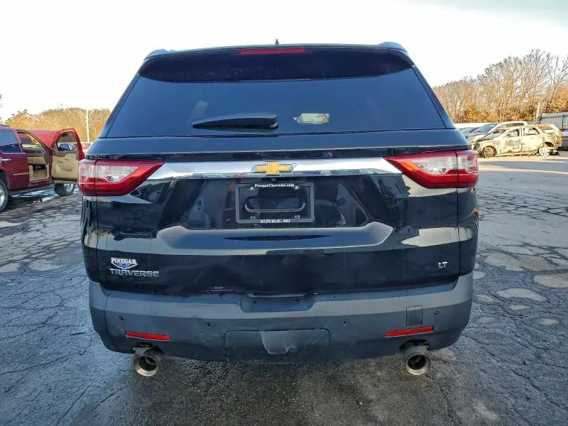 2018 CHEVROLET TRAVERSE LT  