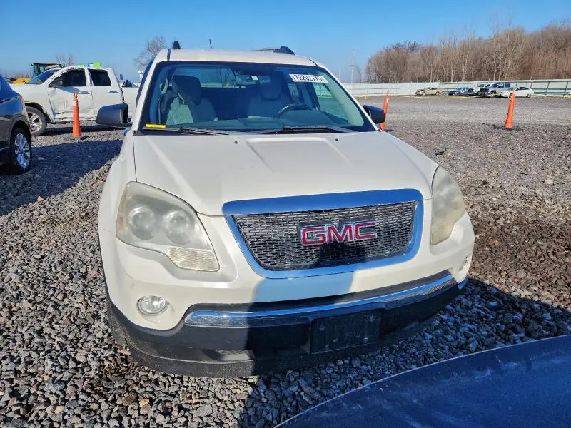 2011 GMC ACADIA SLE  