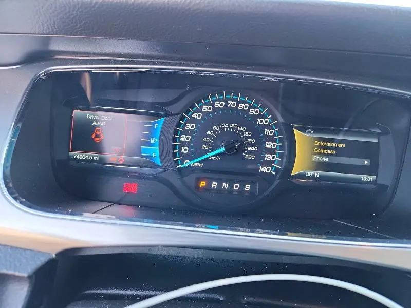 2015 FORD TAURUS SEL  