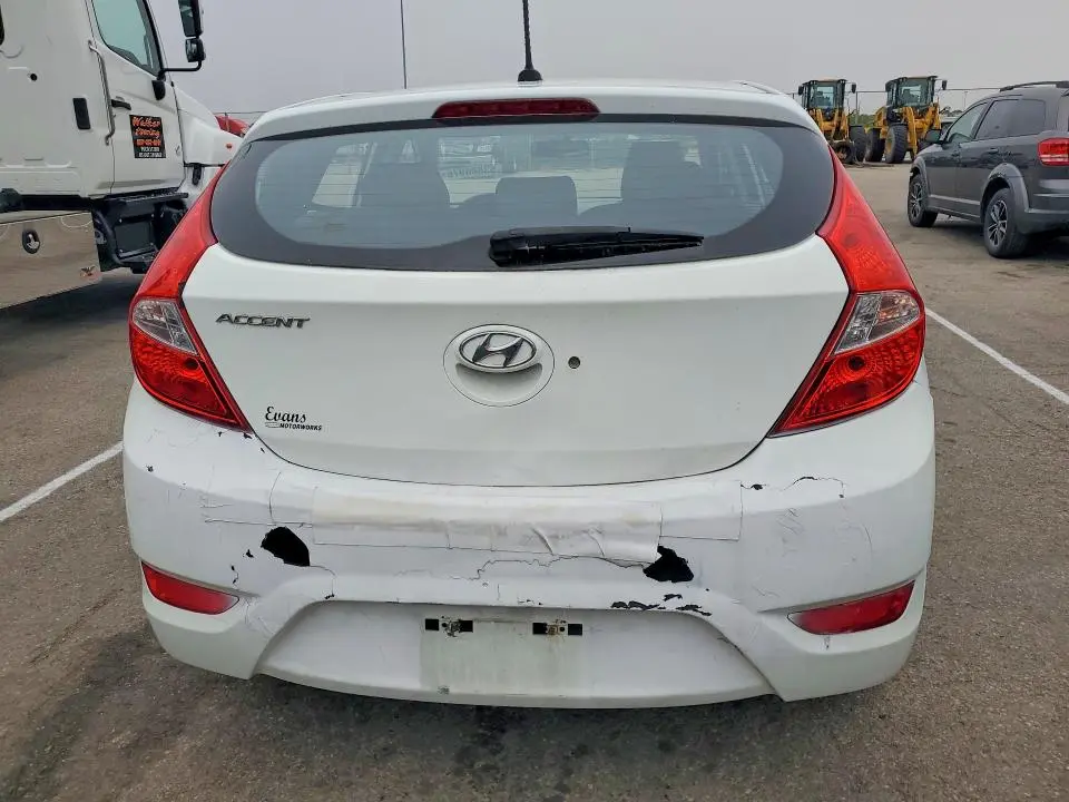 2013 HYUNDAI ACCENT GS  