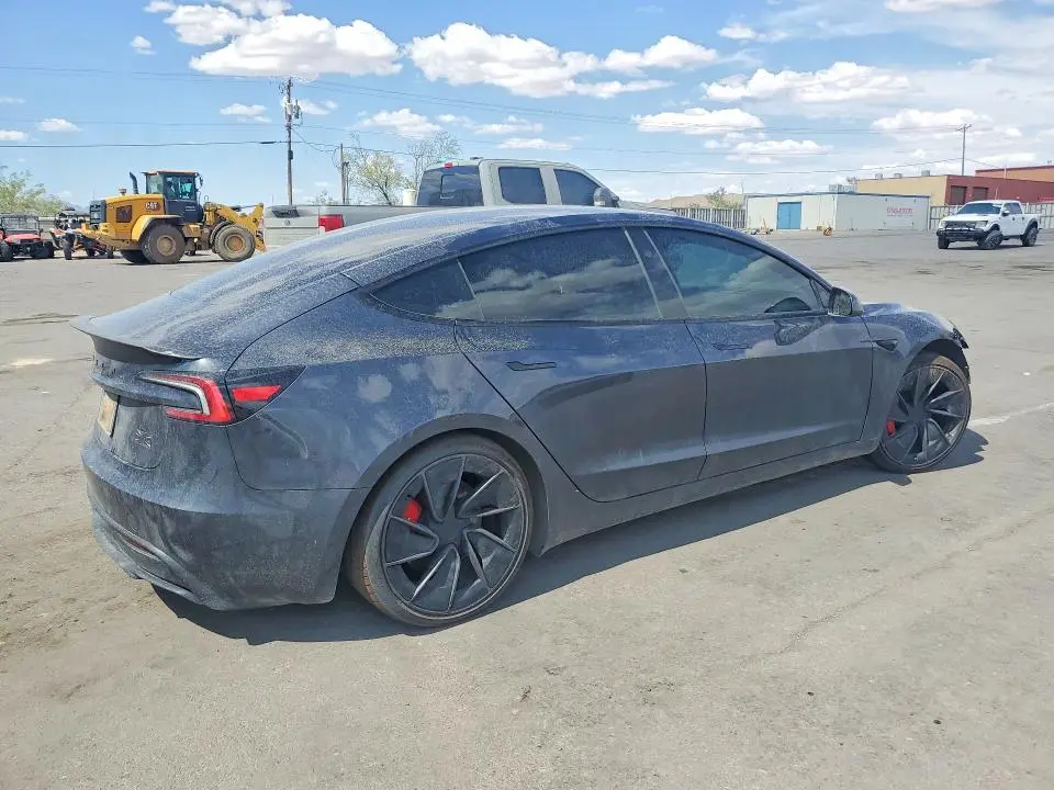 2024 TESLA MODEL 3   