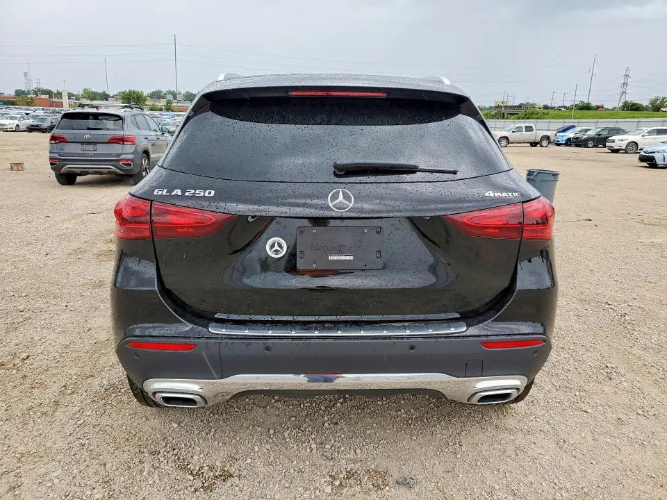 2026 MERCEDES-BENZ GLA 250 4MATIC  