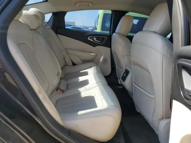 2015 CHRYSLER 200 C  